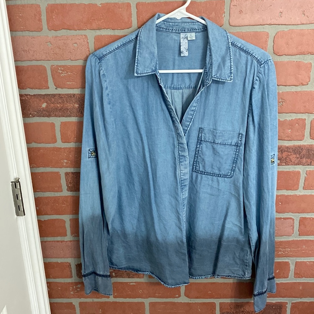 Soft chambray Jean shirt